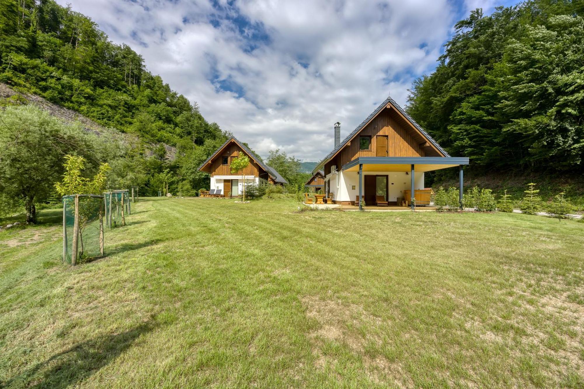 Resort Stari Malni, Osilnica - Vacation Houses Stari Malni Værelse billede